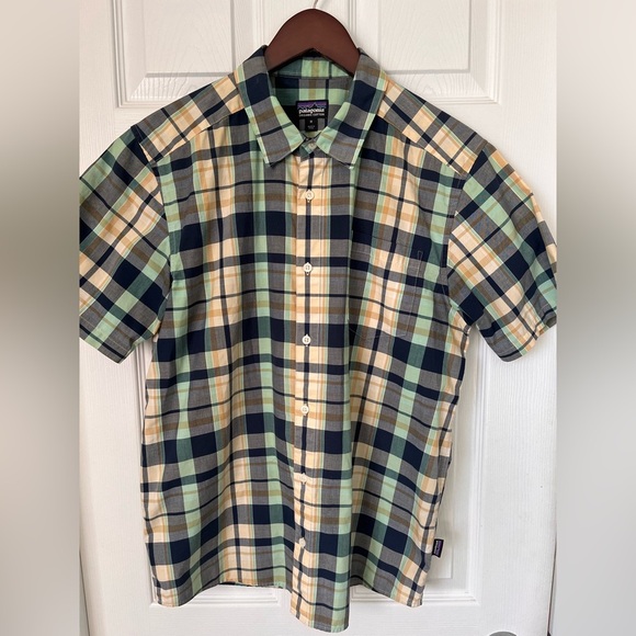 Mens Patagonia Short Sleeve Plaid Button Up Cotton Blend Shirt - Picture 7 of 10